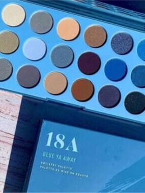 Morphe ~ ‘18A BLUE YA AWAY’ Eyeshadow Artistry Palette ~ Full Size 19.5 g ~ NIB
